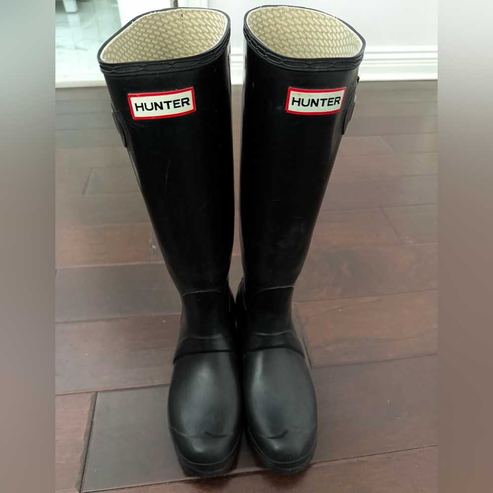 Hunter Women’s Original Tall Matte Black Rain Boots / Snow Boots